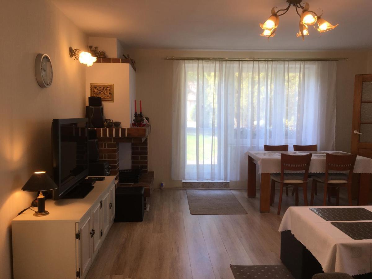 Domek Letni Na Wakacje W Rumi Rumia Exteriér fotografie